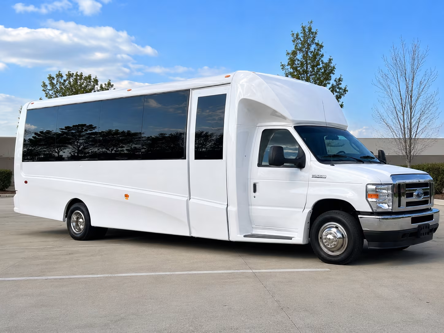 corporate airport transfer buses at missoula montana airport mso