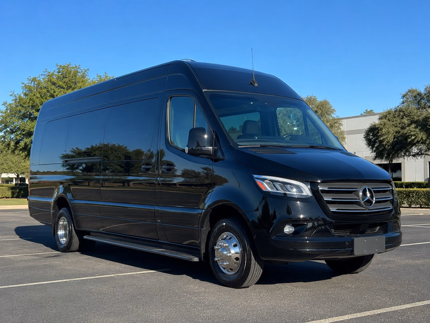missoula sprinter van with driver