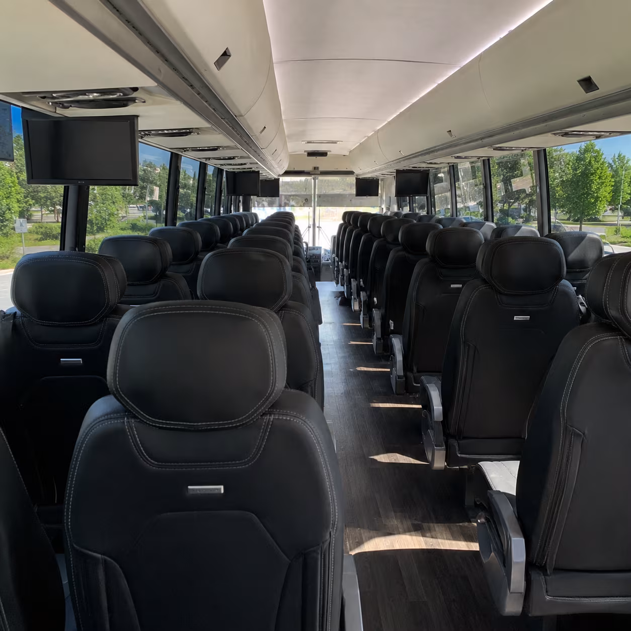 overnight and long distance bus rentals for missoula corporate groups